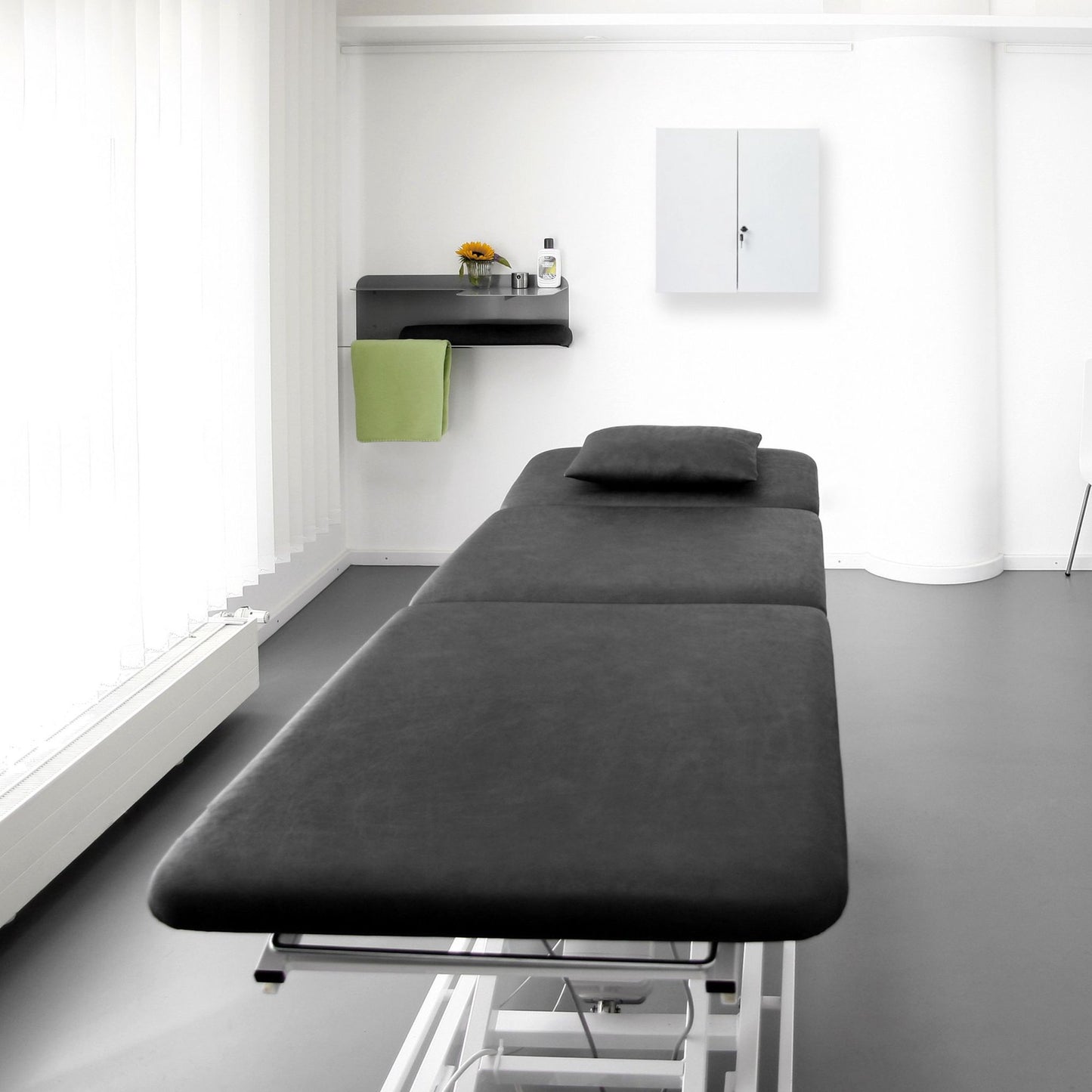 XXL Medicine Cabinet with 2 Doors