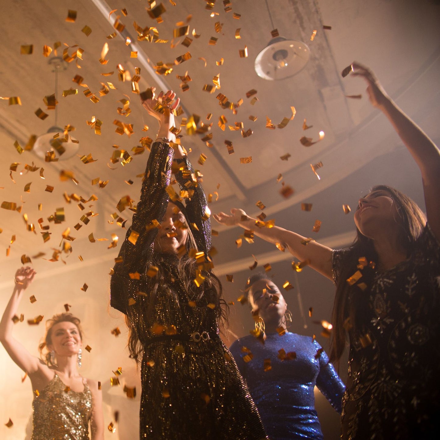 set of 12 Party Poppers "Golden rain" 40 cm